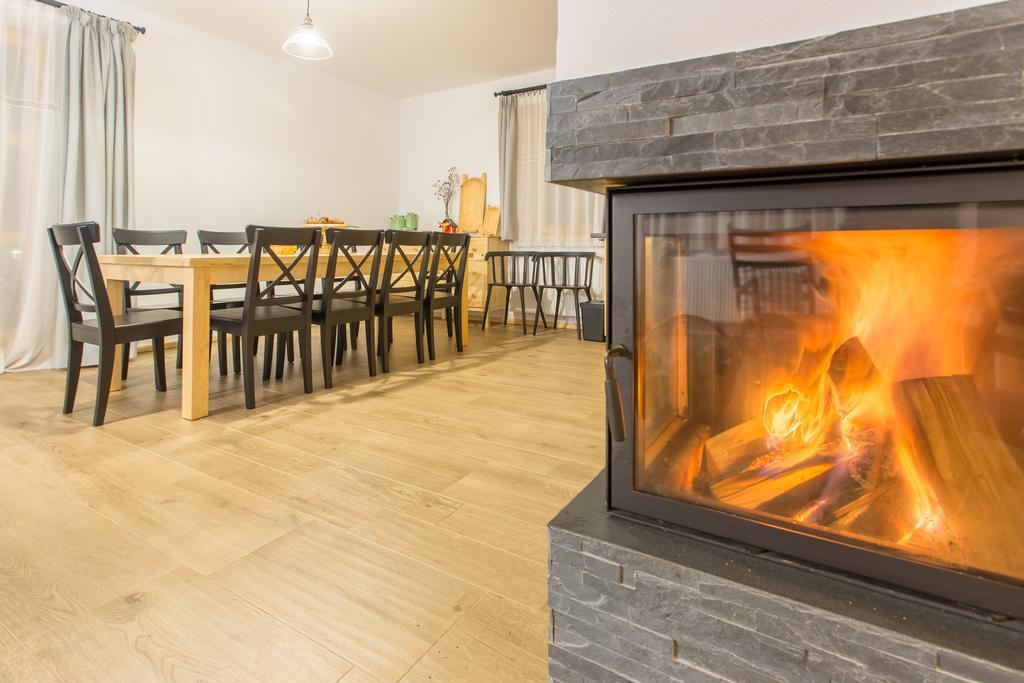 Osada Cztery Pory Roku Czorsztyn Villa Rum bild
