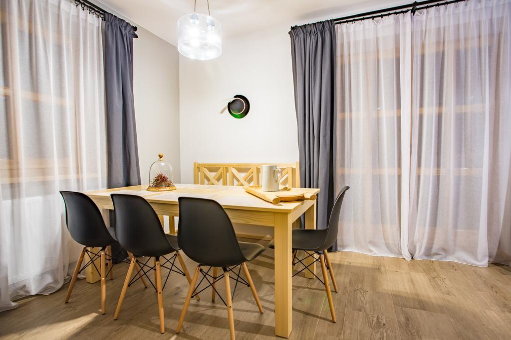 Osada Cztery Pory Roku Czorsztyn Villa Rum bild